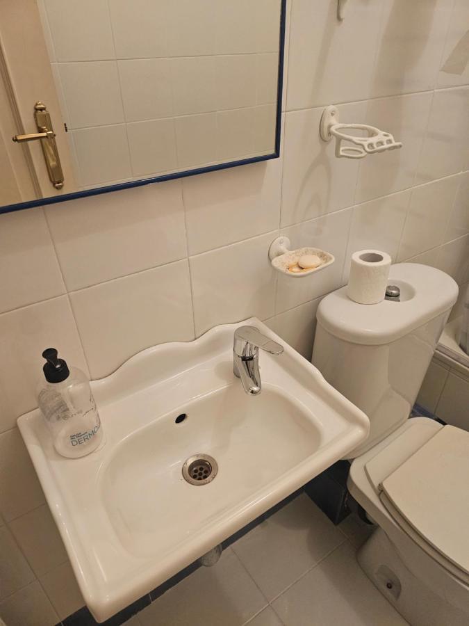 Habitacion Amplia Y Centrica En Piso Compartido 拉科鲁尼亚 外观 照片